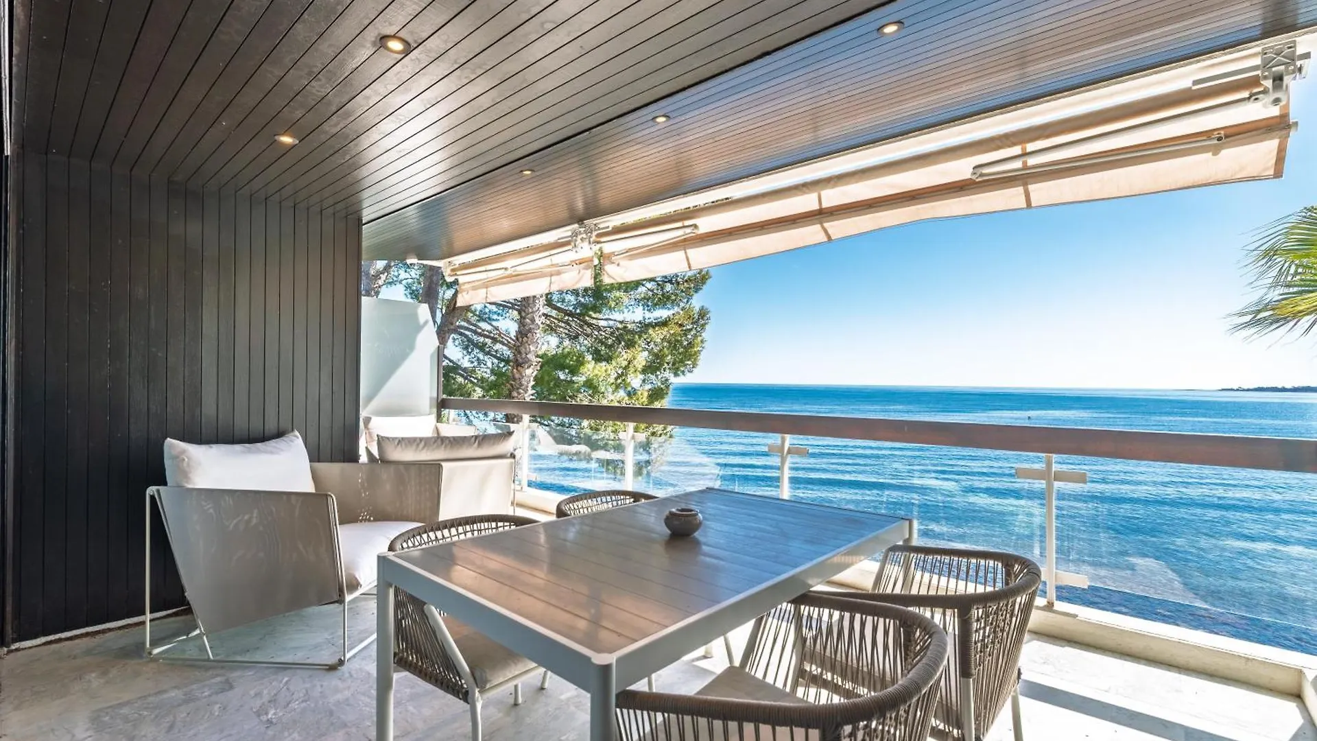 Apartment Adriana By Terry'S Homes Waterfront Seaview Beach Cannes